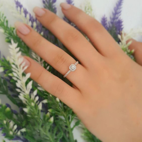 Dịch vụ thu mua kim cương 4 ly không giấy