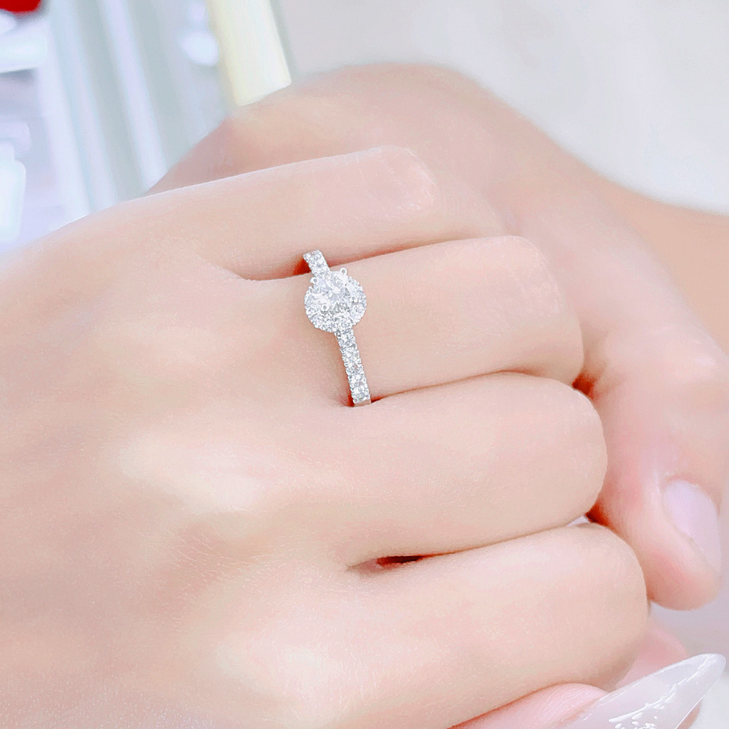 Dịch vụ thu mua kim cương 4 ly không giấy